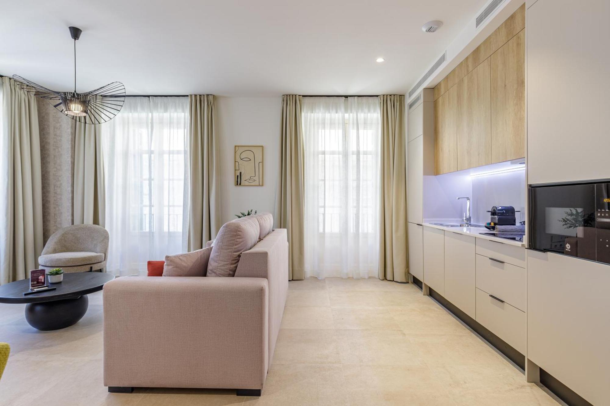 Plaza Del Siglo Suites & Boutique Apartments By Caleta Homes Málaga Dış mekan fotoğraf