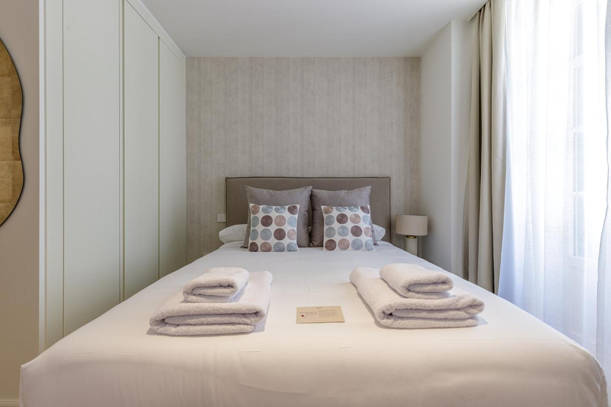 Plaza Del Siglo Suites & Boutique Apartments By Caleta Homes Málaga Dış mekan fotoğraf