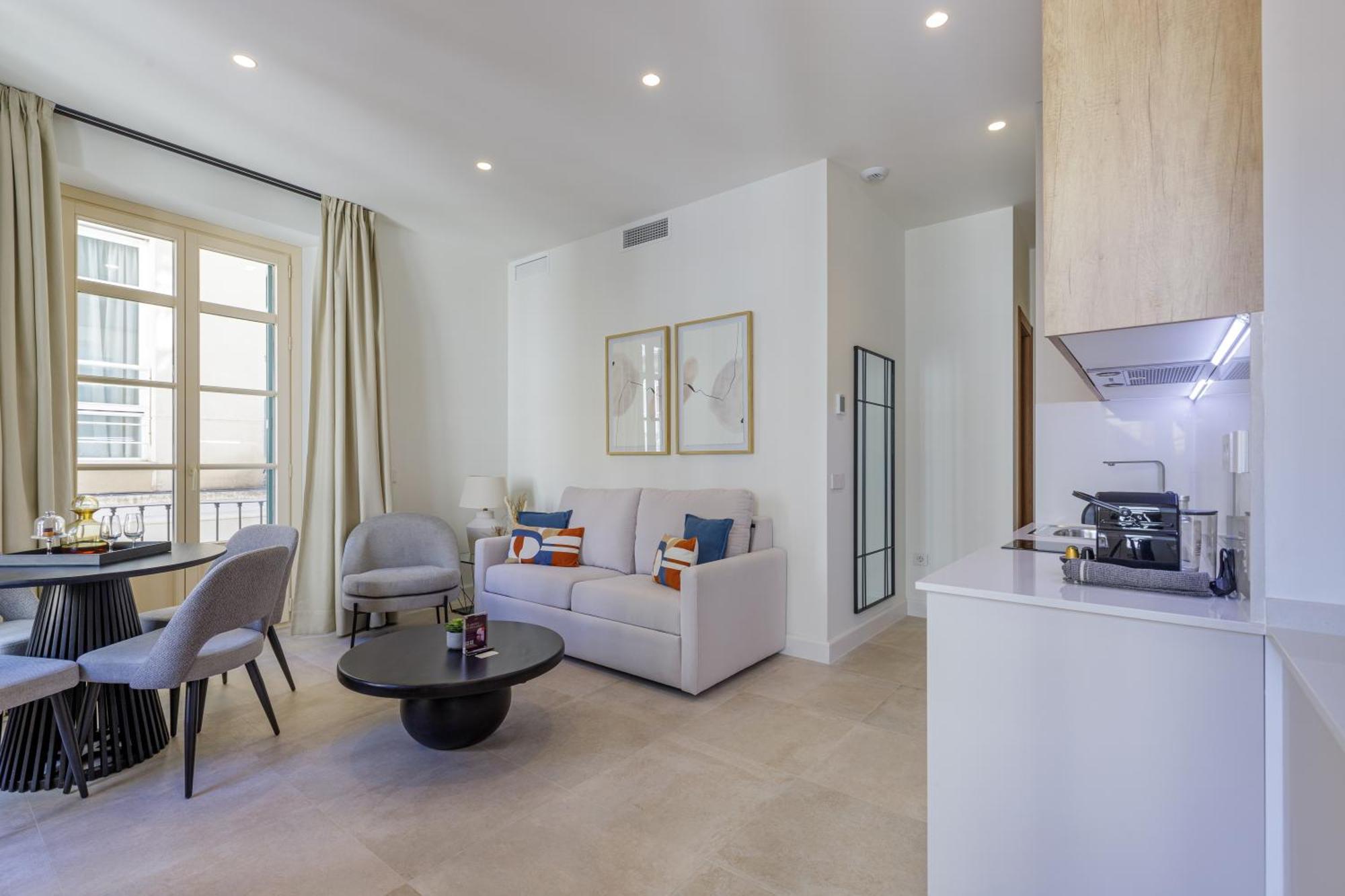 Plaza Del Siglo Suites & Boutique Apartments By Caleta Homes Málaga Dış mekan fotoğraf